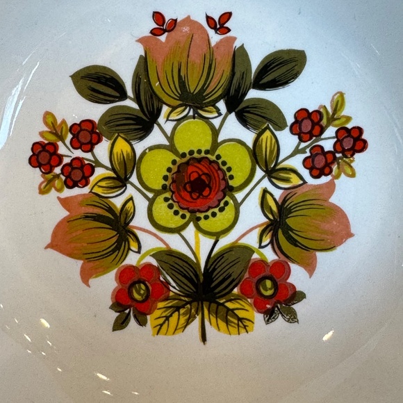 Johnson Bros. Ironstone "Oberon" 6 1/2" bowls. 4 Vintage MCM floral bowls - Picture 3 of 11
